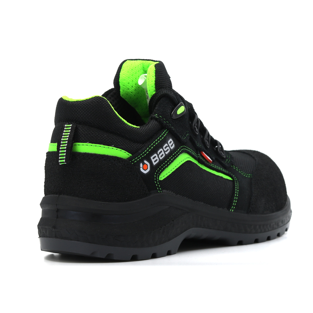detail BASE Be Powerful S3 černá pracovní obuv s membránou OutDry