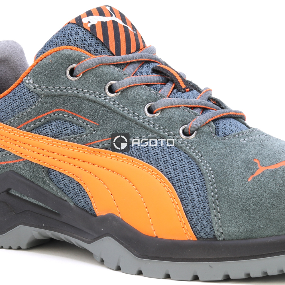 detail PUMA Omni Orange low S1P Safety shoes