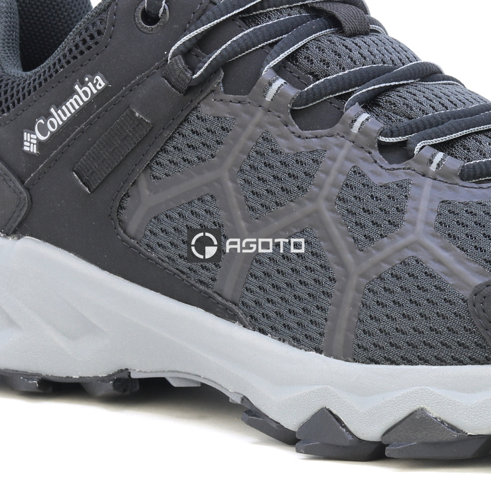 detail COLUMBIA PEAKFREAK II černá pánská outdoor obuv