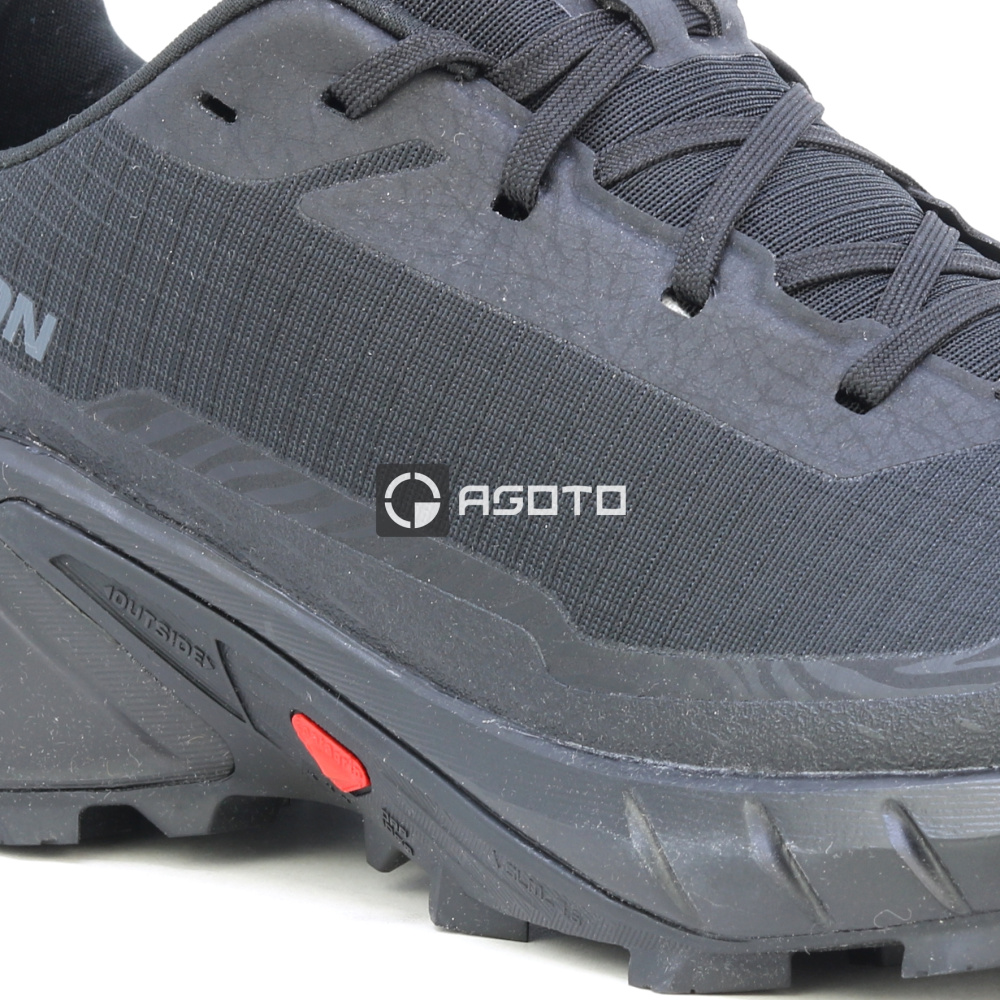 detail SALOMON Alphacross 5 černá pánská outdoor obuv