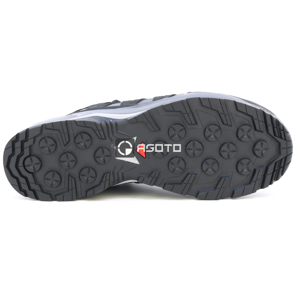 detail SALOMON X-Adventure Recon Clrock černá pánská kožená outdoor obuv