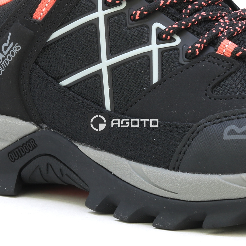 detail REGATTA Samaris III Low černá dámská outdoor obuv Isotex membrána