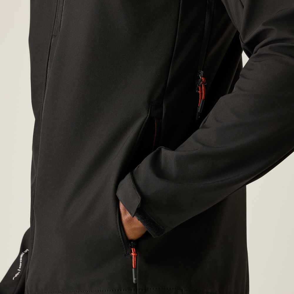 detail REGATTA Arana black women's softshell outdoor jacket, 15,000 mm waterproof ratin