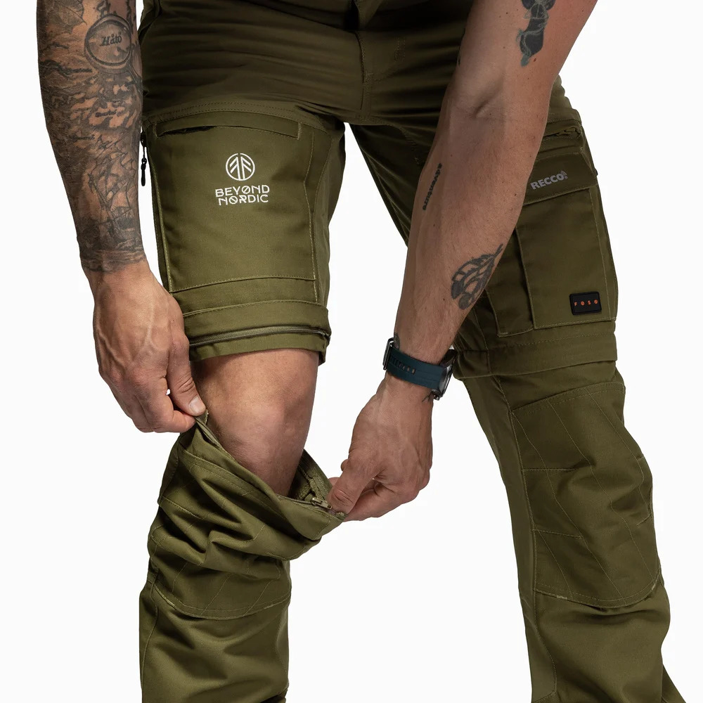 detail Beyond Nordic Sweden Zip-Off zelené pánské outdoor kalhoty 2v1 Teflon EcoElite®