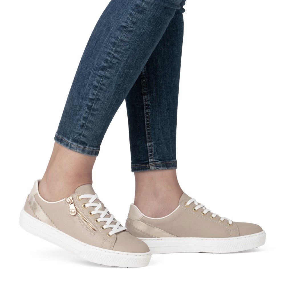 detail RIEKER L5900-62 béžové dámské kožené tenisky