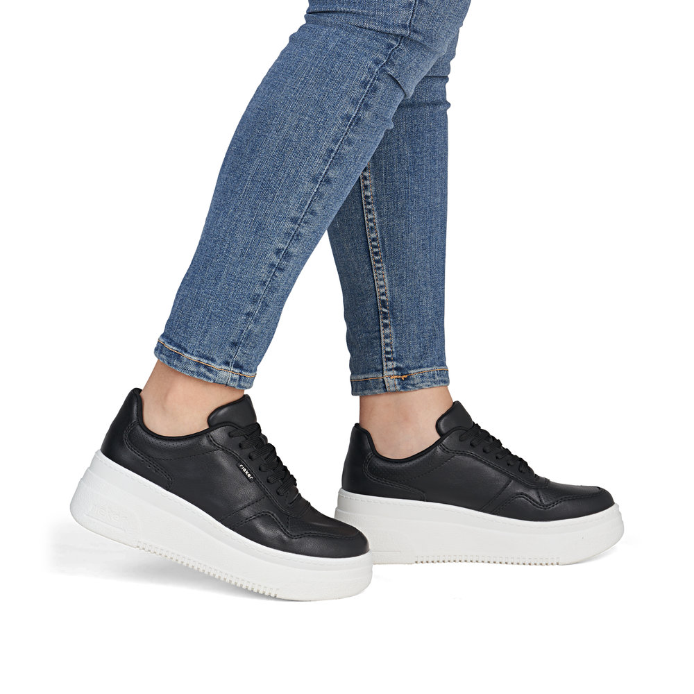 detail RIEKER M7811-00 černé dámské moderní tenisky do města