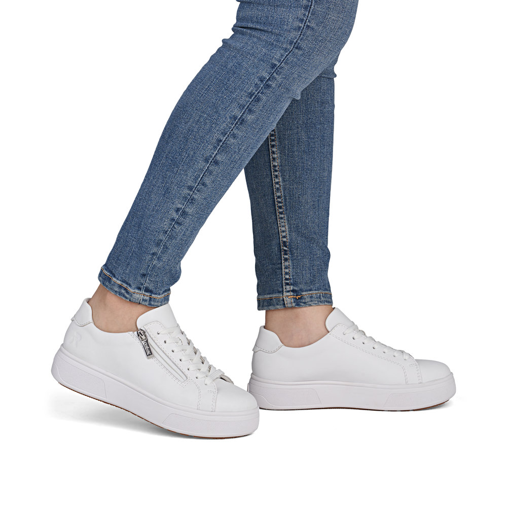 detail RIEKER M7701-80 bílé dámské kožené tenisky technologie antistress