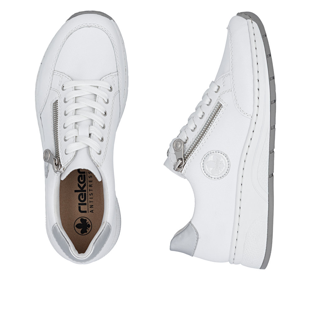 detail RIEKER N6508-80 bílé dámské kožené sneakersy antistress