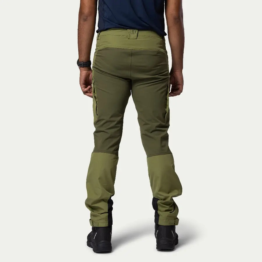 detail Beyond Nordic Sweden pánské zelené outdoor kalhoty stretch pohodlné voděodpudivé