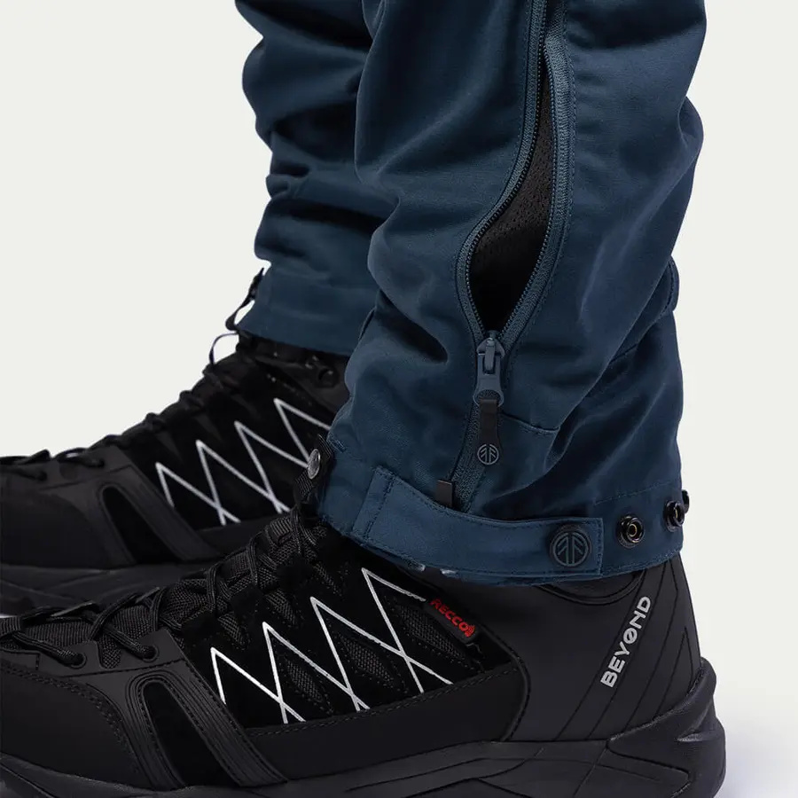 detail Beyond Nordic Sweden Zip-Off modré pánské outdoor kalhoty 2v1