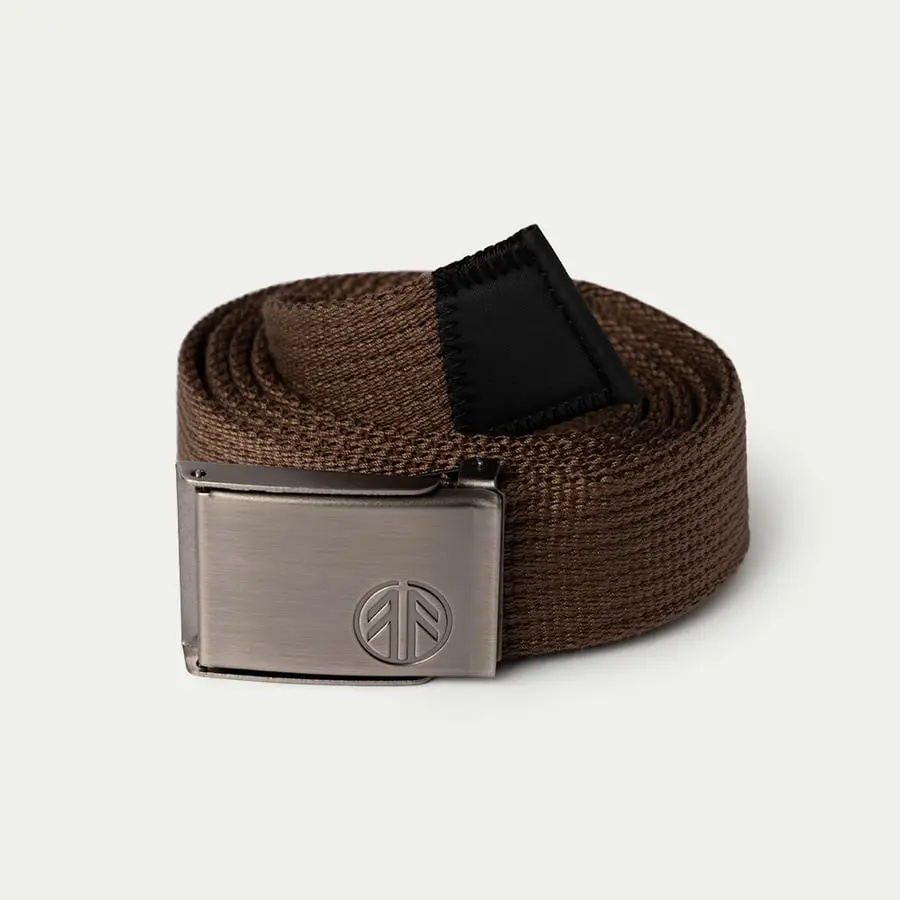 detail Beyond Nordic Sweden BN409 hnědý uni pásek s kovovou sponou