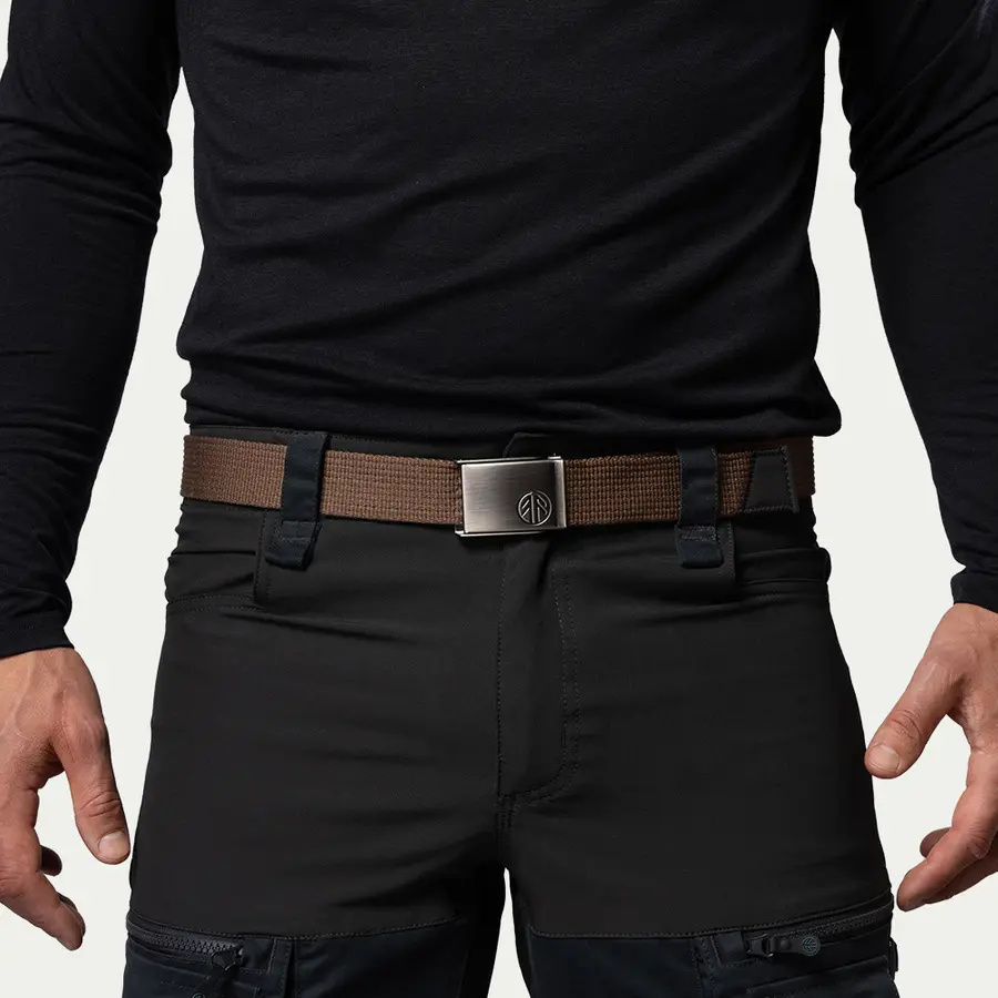 detail Beyond Nordic Sweden BN409 hnědý uni pásek s kovovou sponou