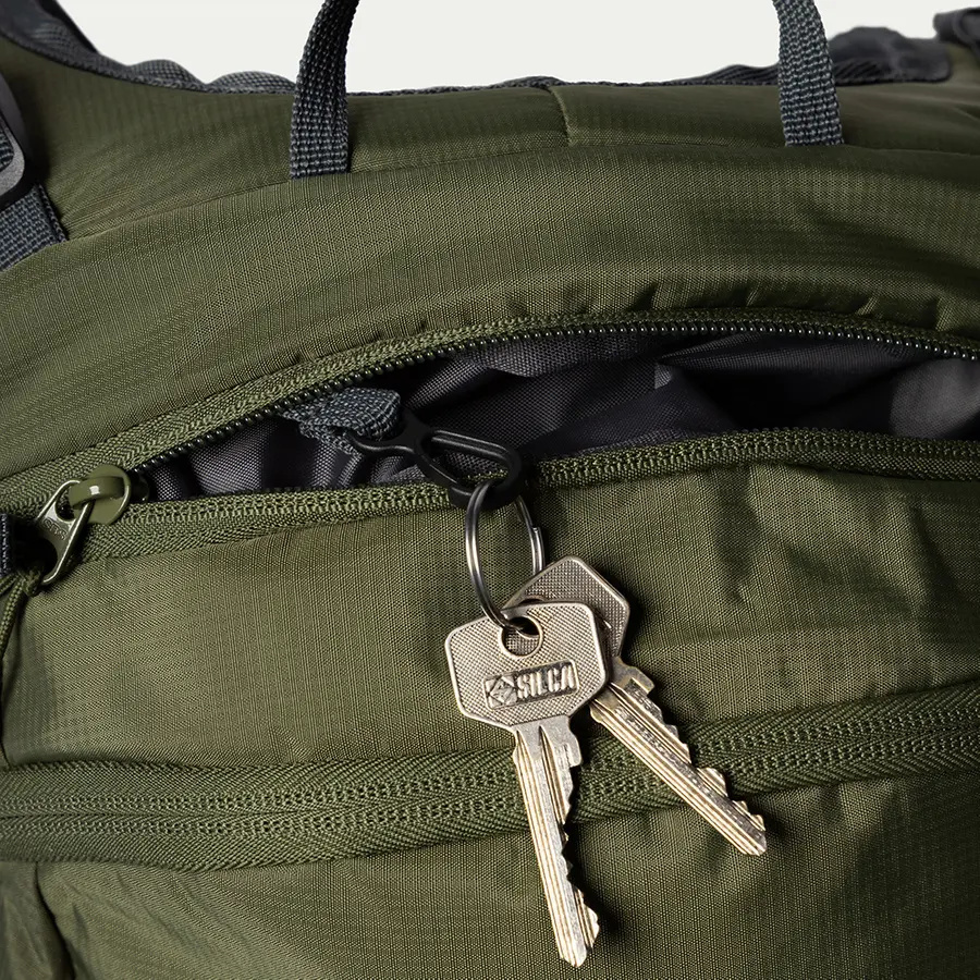 detail Beyond Nordic Sweden BN503 olivový pánský outdoor batoh 20L