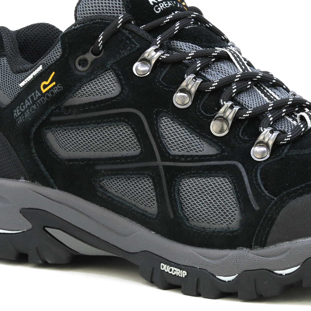 detail REGATTA Tebay černá pánská outdoor obuv + Isotex membrána